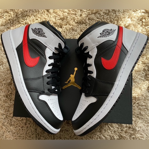 Jordan 1 Mid Chille Red White mens size 10.5